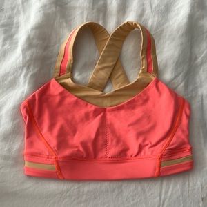 Lululemon sports bra